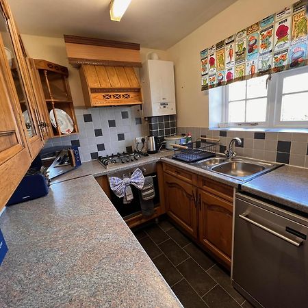Hunston Mill Self Catering Dog Stay For Free Chichester Exteriör bild