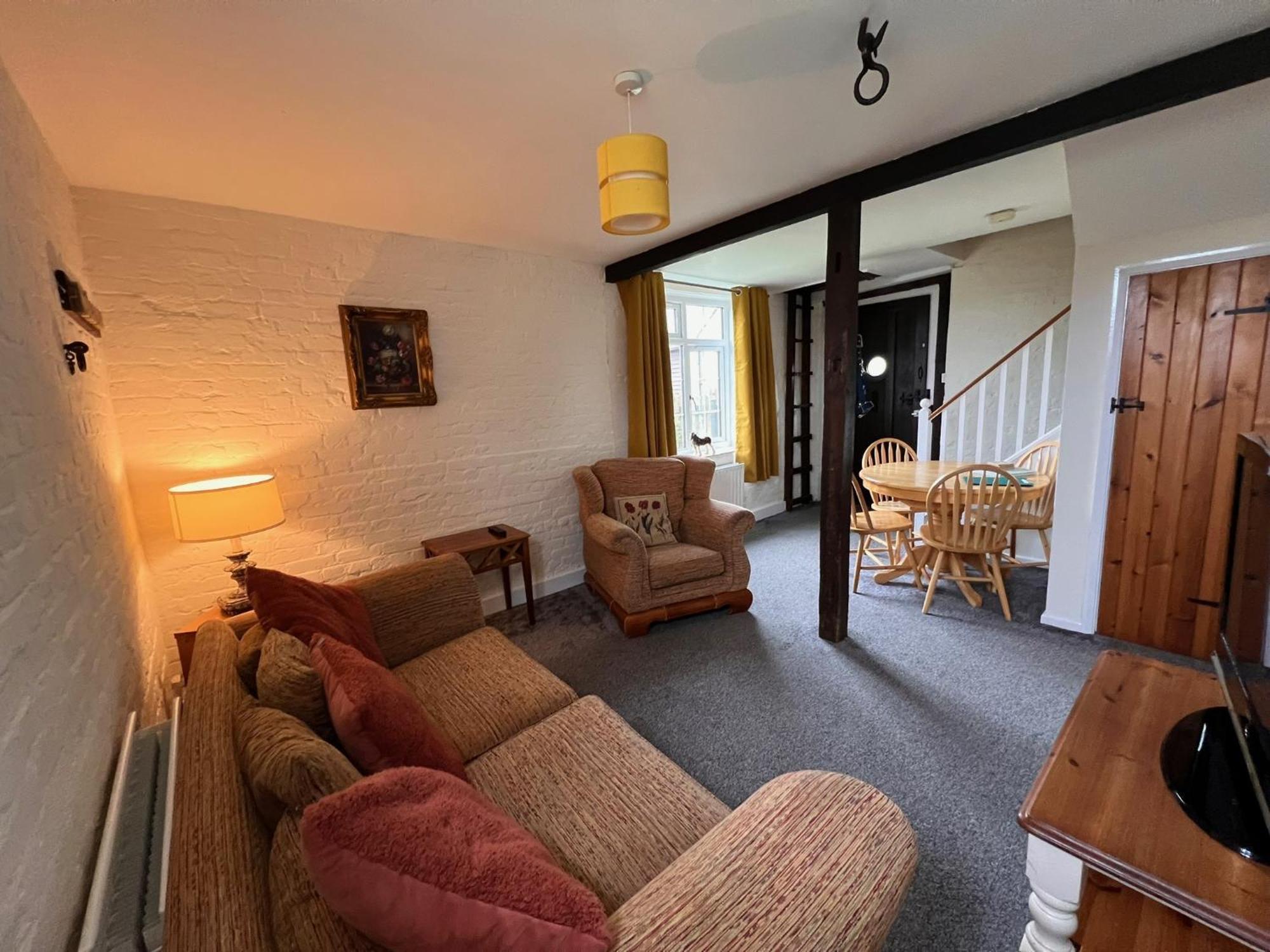Hunston Mill Self Catering Dog Stay For Free Chichester Exteriör bild